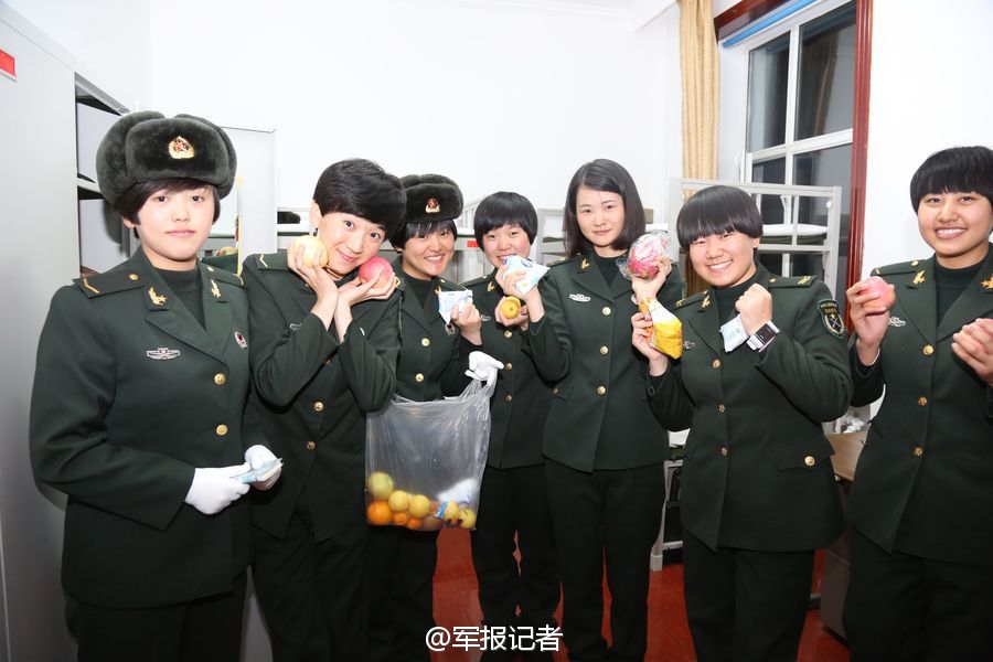 ���壺�Ҿ��߷���Ů���ӡ�������ѩѲ�߽罭��13��