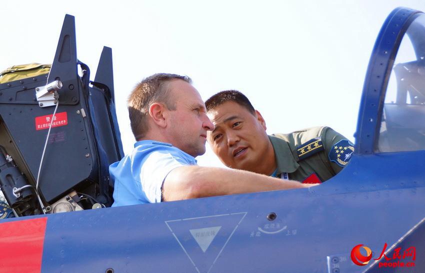 2013��8�£�����˹�վ�����˾����ά�ǽ�Ӧ�����ϼ�ʮ���ݻ�������� ��