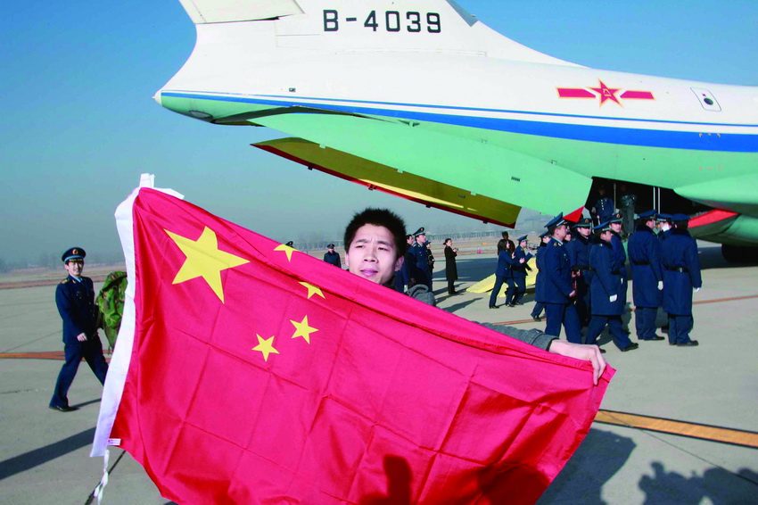 2011��3��4�����磬�վ�4�����������������������Ա��ȫ�־�������ͬ��չ�����Ǻ��졣�Ŷ��� ��