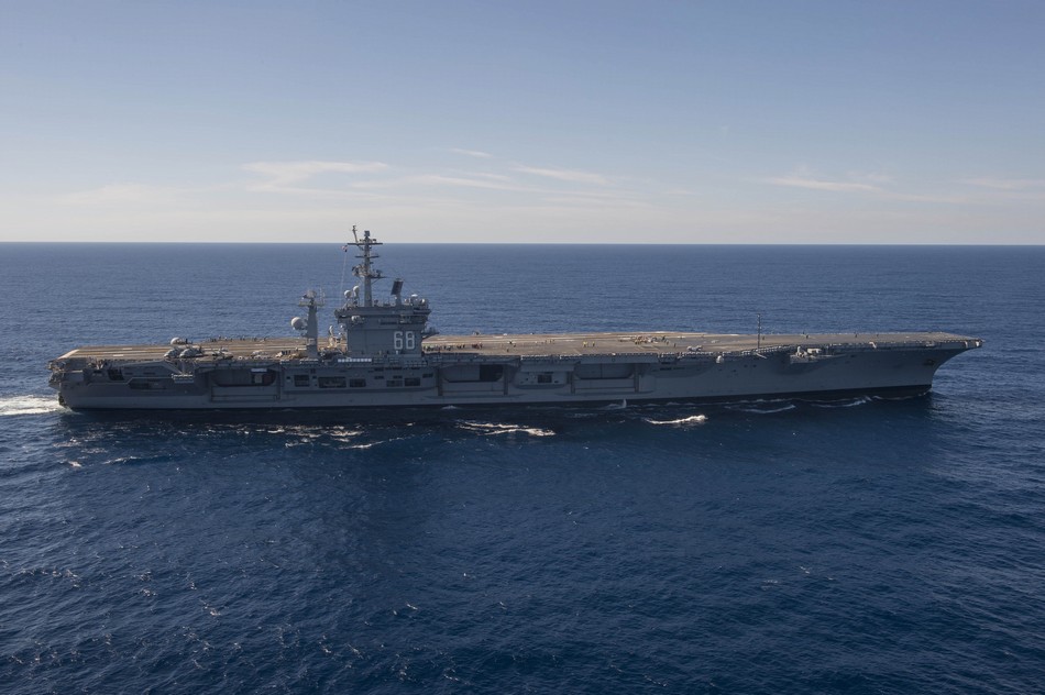 ����:F-35C�״δӺ�ĸ�ϵ�����ɡ�14��