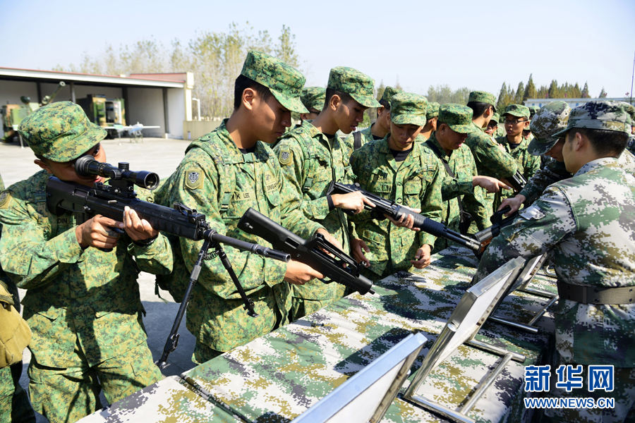 ͼΪ�·��ٱ���Ħ�з�����װ��չʾ ��٥ ��