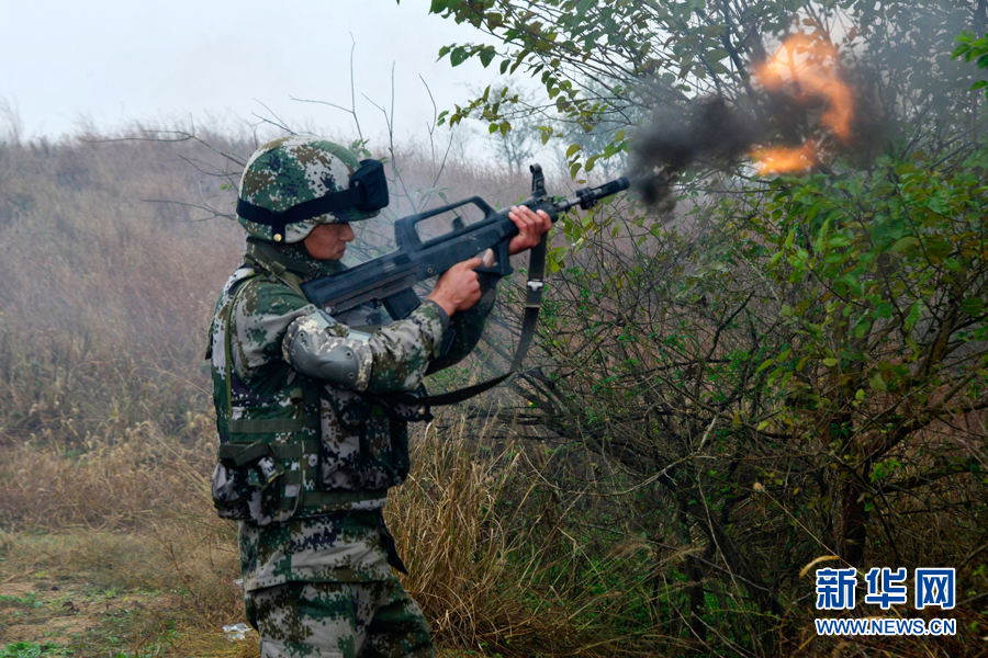 ͼΪ�з�ս��Ա���л������ ��٥ ��