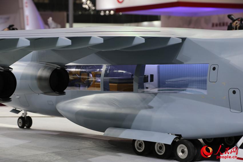 ����:������������������������麣��չ��Ļ��8��