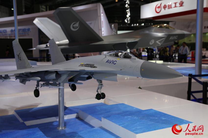 ������-15����ս�����״ι���չ������Ӱ���Ƽ���