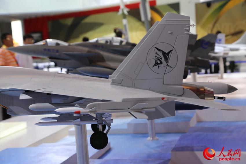 ��-15ս��β���С����衰��־����Ӱ���Ƽ���