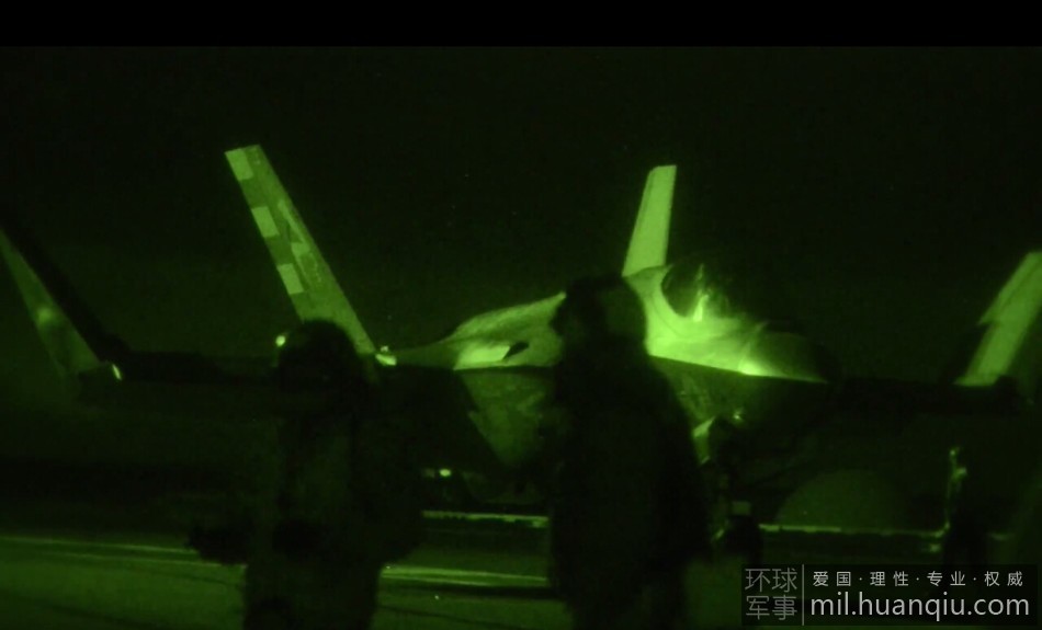 ���壺����F-35C�״�ҹ���𽵺�ĸ��6��