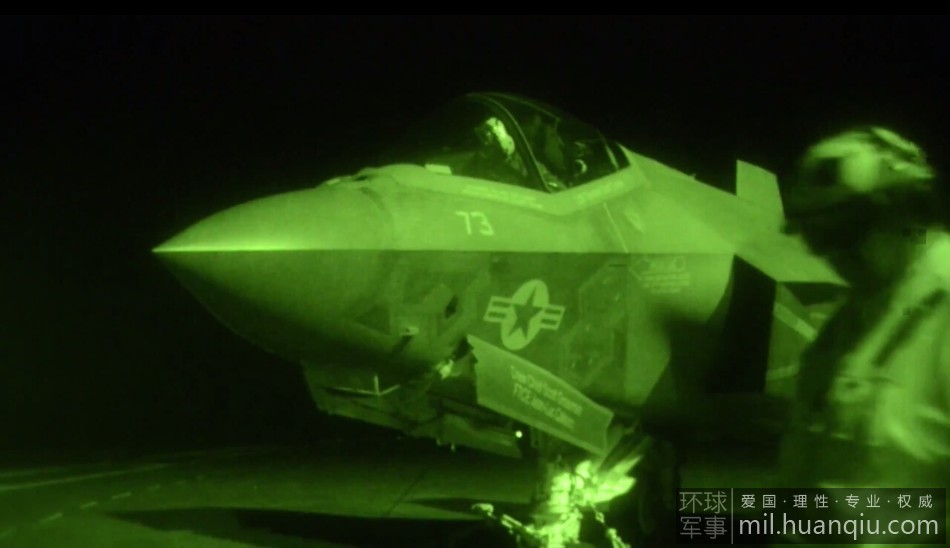 ���壺����F-35C�״�ҹ���𽵺�ĸ��8��