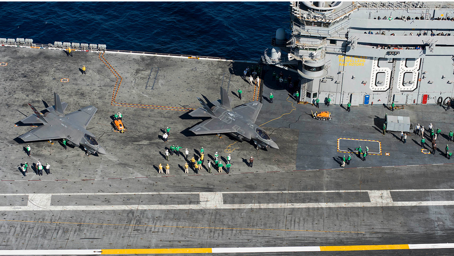 ����:����F-35C������Ϻ�ĸ���ԡ�6��