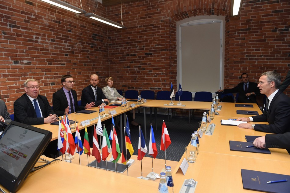 ����:����F-16Ϊ��Լ���鳤ר��������6��