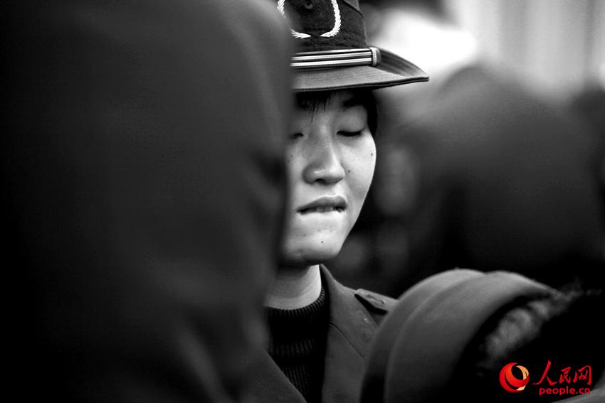 ˵����һ�̲������ᣬ��������Լ�ҧ����ҲҪͦ������˸е�����