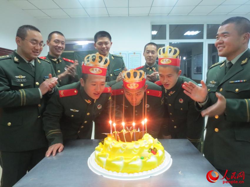 ͼΪ�ϱ�Ϊս�ѹ���������