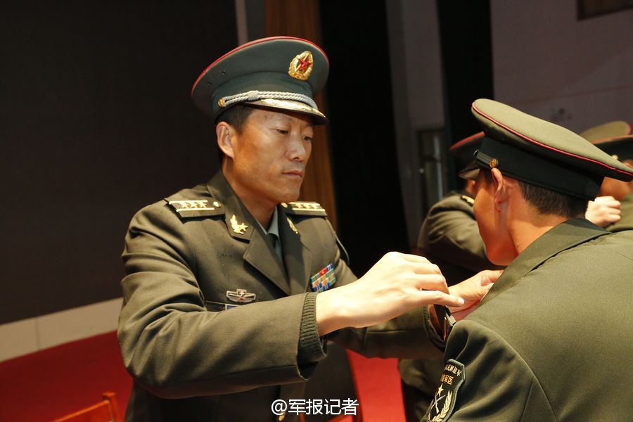 ���壺½����26���ž�ĳ��6��һ�ȹ���Ϊ�±���ǹ��2��