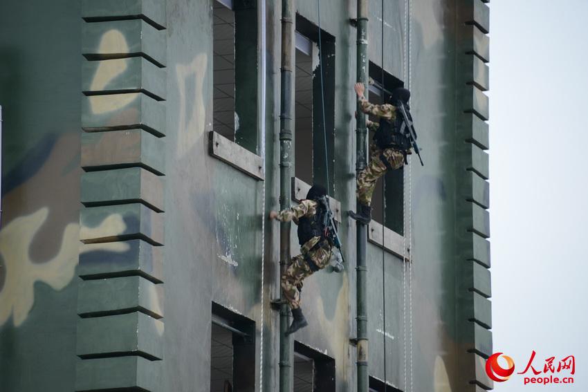 �����ʵ�