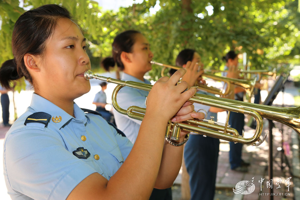 ������Ȼ�����࣬����սʿ���ÿ���ѵ�����������ˮƷ��