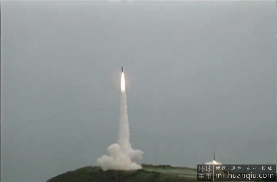 ��ͼ��̨�ع������Ƚ��������仭�� һ�����꼴��������14��