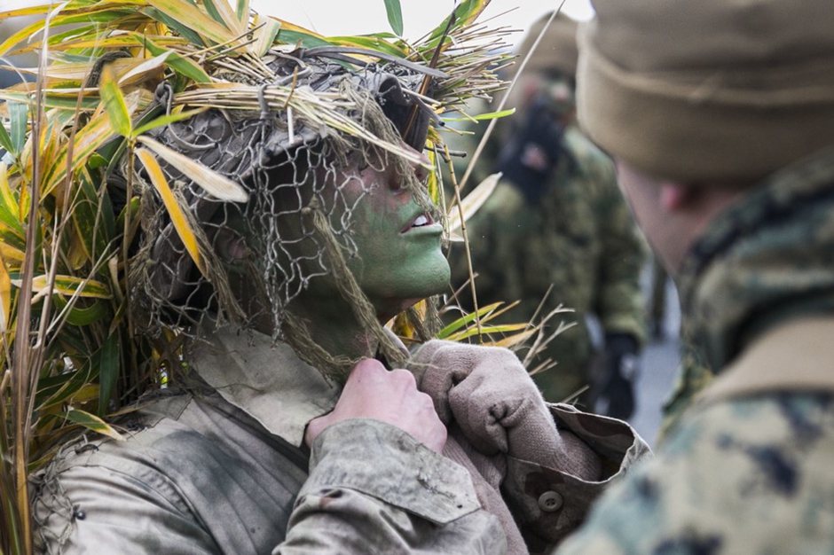 ���壺�����ѻ���αװѵ����ͷ��������Ҷ��2��