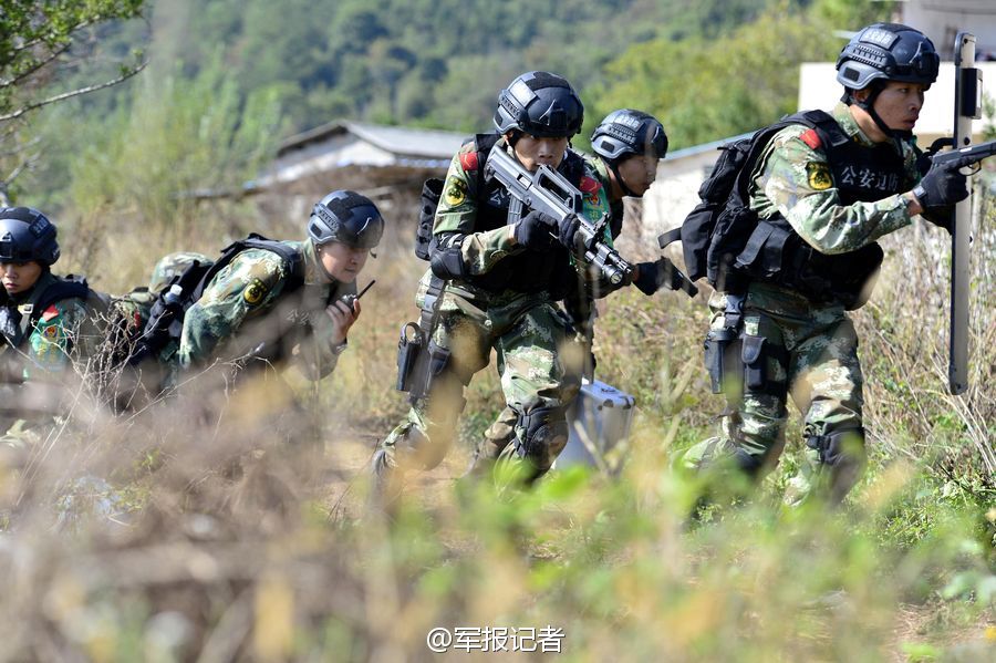 ���壺�߷��侯������;��ϮΧ�ˡ���������7��