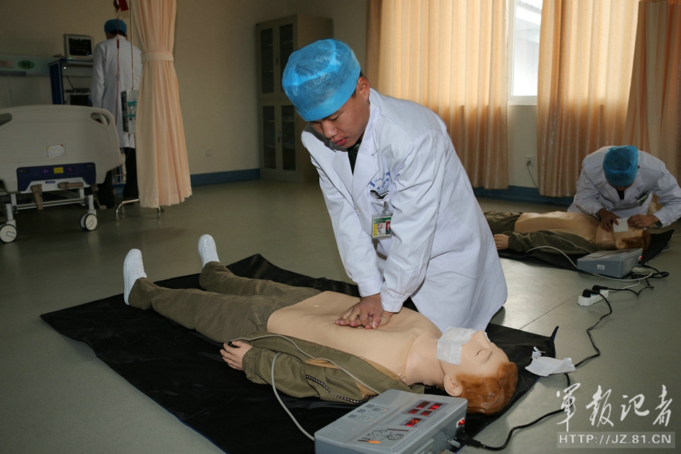 12��7�գ�����������Ա��181ҽԺ��ѵ���Ŀ�չ����ѵ������������