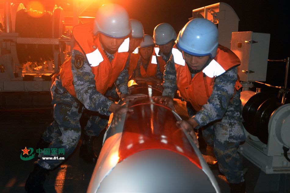 ����������ͧ����ҹɫ��͸����ս�ס�