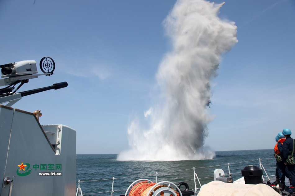 ĳ�������ܻ�ˮ�ױ���������ĳˮ������ɽ�������ֳ�������ɽ�㣩