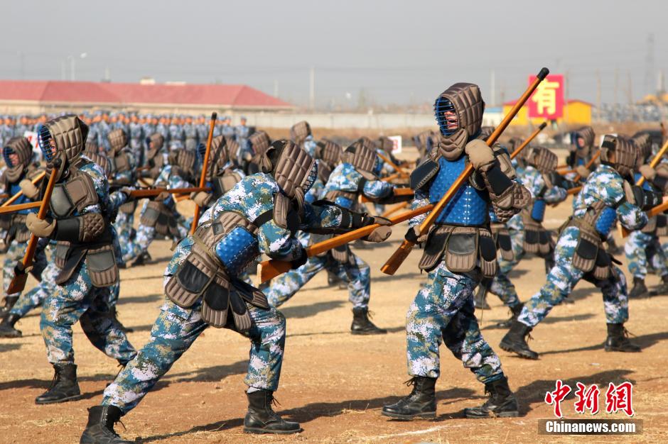 ����:�������Ӿ����±�����ѵ����ҵ����6��