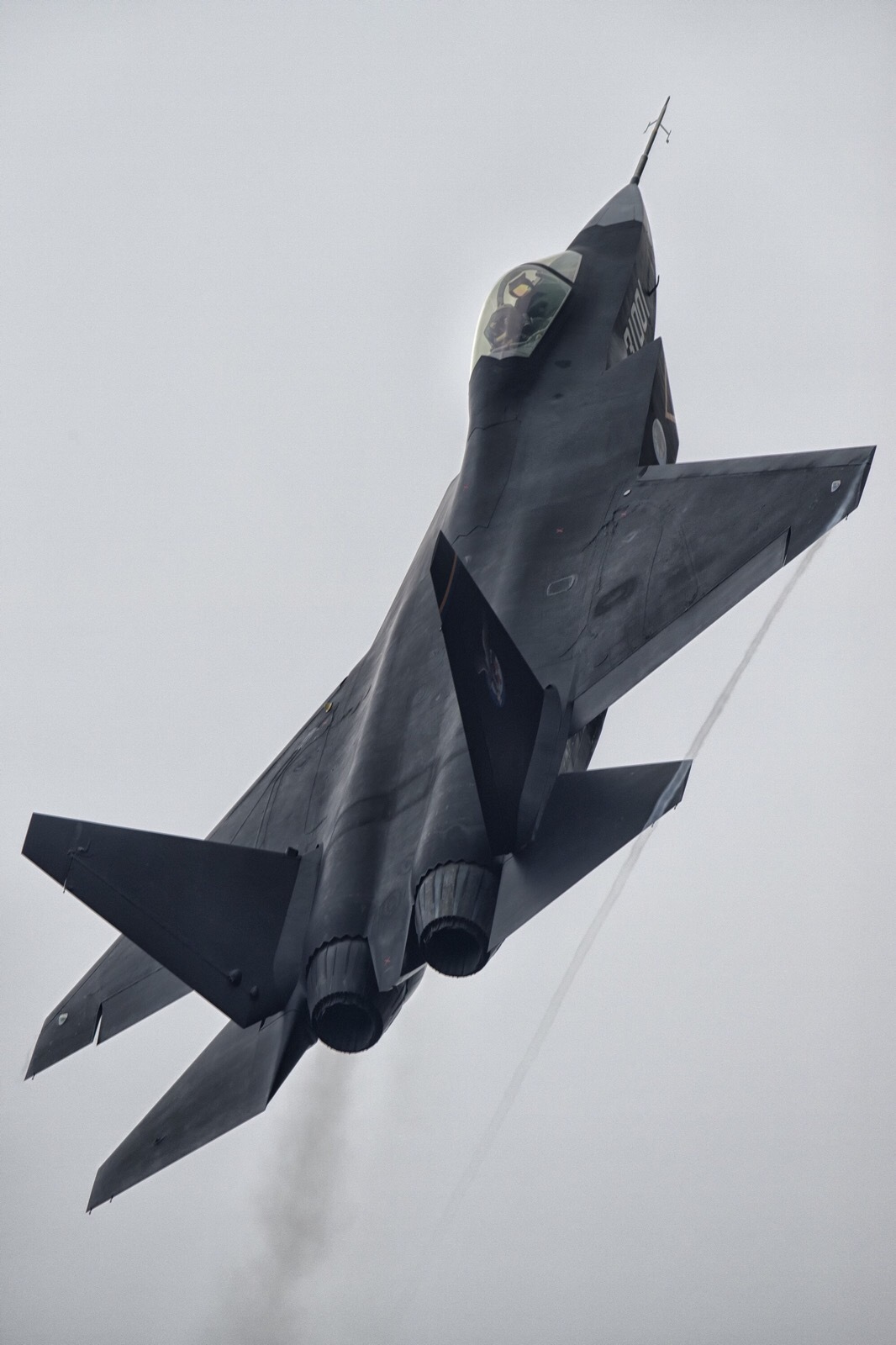 ���壺��31˧���ȼ�F35 �����������ɼ���2��