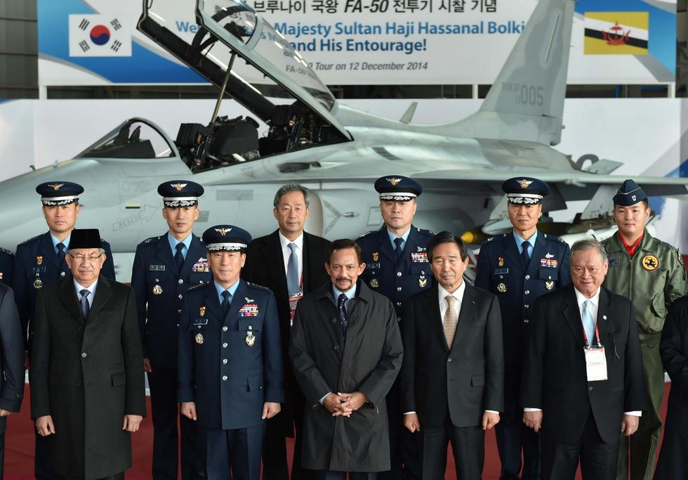 ���壺����ͳ�ιۺ���FA-50ս����6��