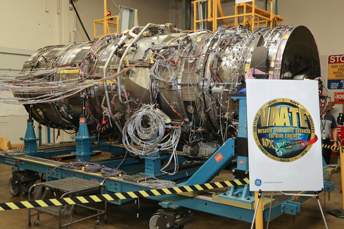 ���壺�������������������Ի����ع⡾4��