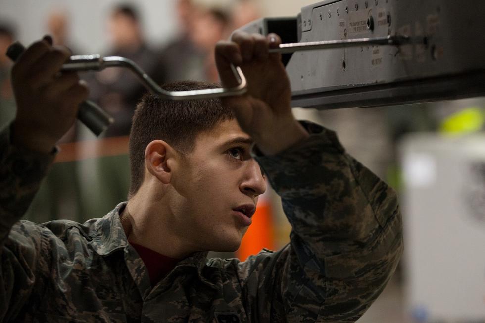 ά��ս����ҩ�Ҽܡ�