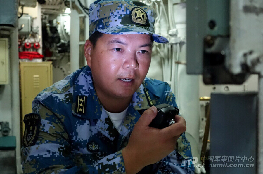 ĳͧԱ�ӻ��糤��ǿ�ں�Ǳͧ��ֵ����