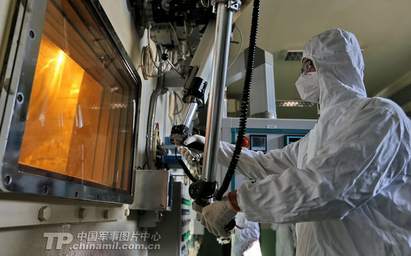 ����Ա���ݻ�е�ֽ��з����Է��ﴦ����