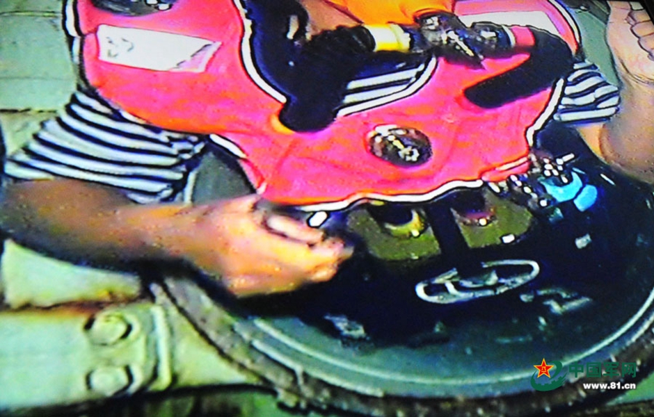 Ǳͧ��ˮ��ô�죿ֱ���ٱ�ģ���Ծ�ȫ��(ͼ)��8��