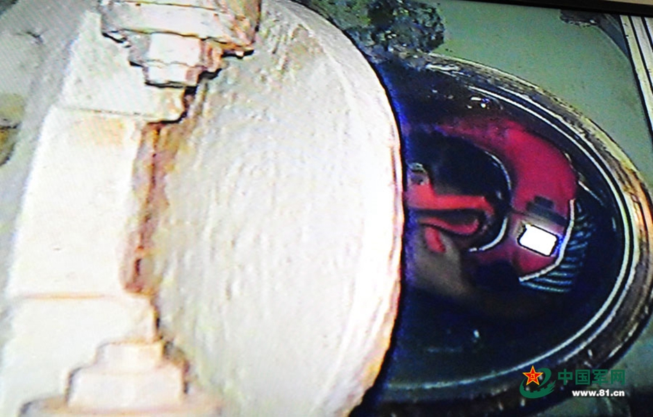 Ǳͧ��ˮ��ô�죿ֱ���ٱ�ģ���Ծ�ȫ��(ͼ)��10��