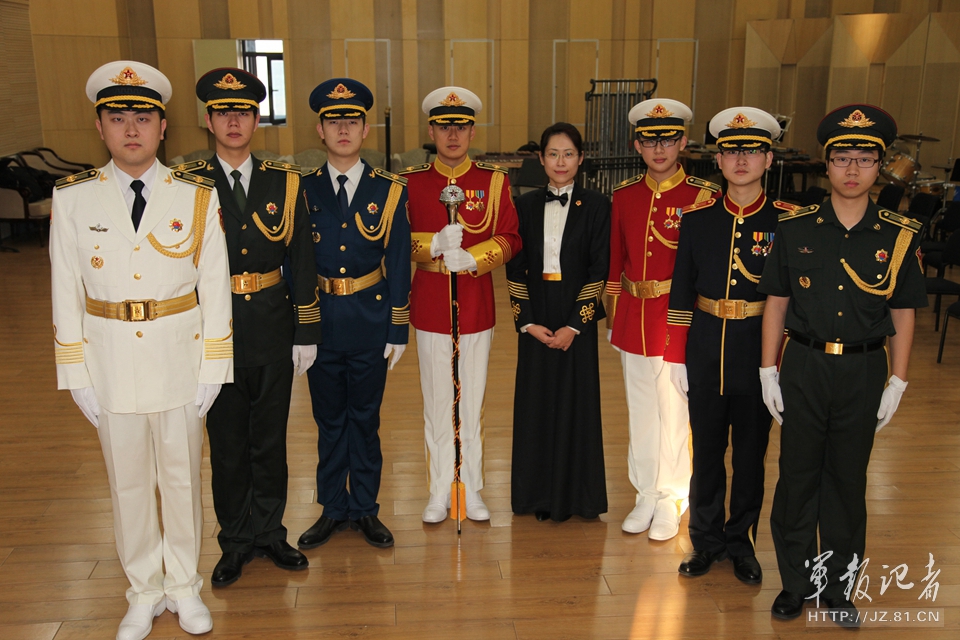 ��ž������ž�����չʾ��ͬ���ǳ��ϴ��ŵ���ʽ����� �Ÿ���Ӱ