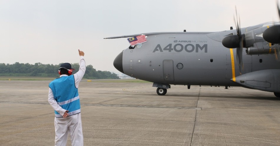 ���壺���������׼�A400M������׷ɡ�6��