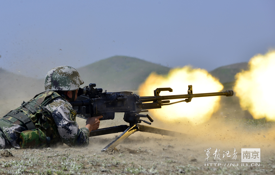 �ػ�ǹ���ƶ��н������