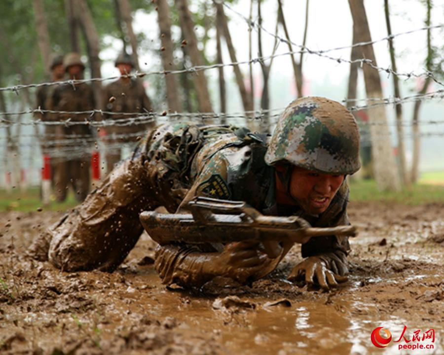 �������ս�ٱ�����Ţ��ѵ�������е�������ѵ�������Ž���Ӱ