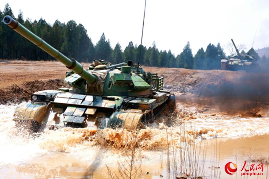 ����·�����͹�Ӳ���ܡ�����ΰ��Ӱ