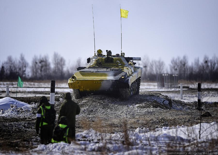 BMP-1��BMP-2��BMP-3����ս���������Ƕ���˹����ս�������ֵܡ��������������ȷ�չ�������Ĳ���ս����