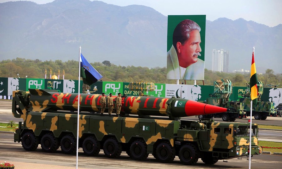 ͼΪ���ĵ�ɳ��-3�͵�������