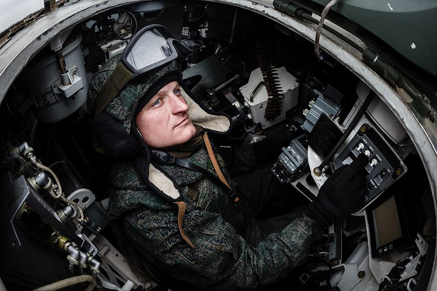 BMD-4M����������ͨ��ս��ģ�飬��ר�ŸĽ������˫��ʽ�����������������ʽ�����������