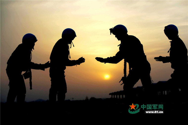 ����:�¾�����֮���ӡ� ������ϡ������