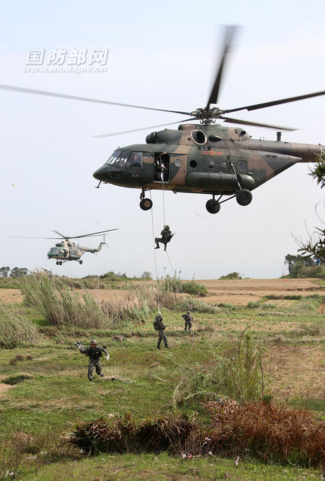 4��12�գ�����ս��½��ĳ������ĳ½��������İ��������֯����Эͬ�Կ�������