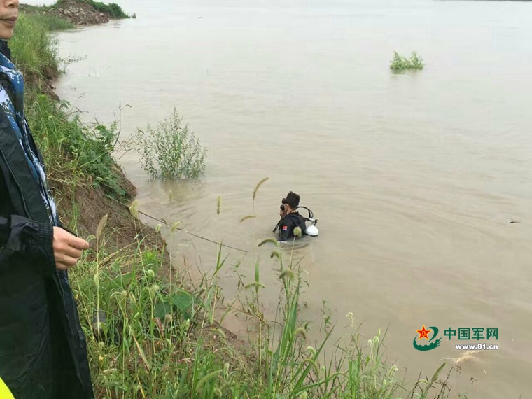 �������̴�ѧǱˮ�ֶ���̽����ӿ�� ������ ���� ��