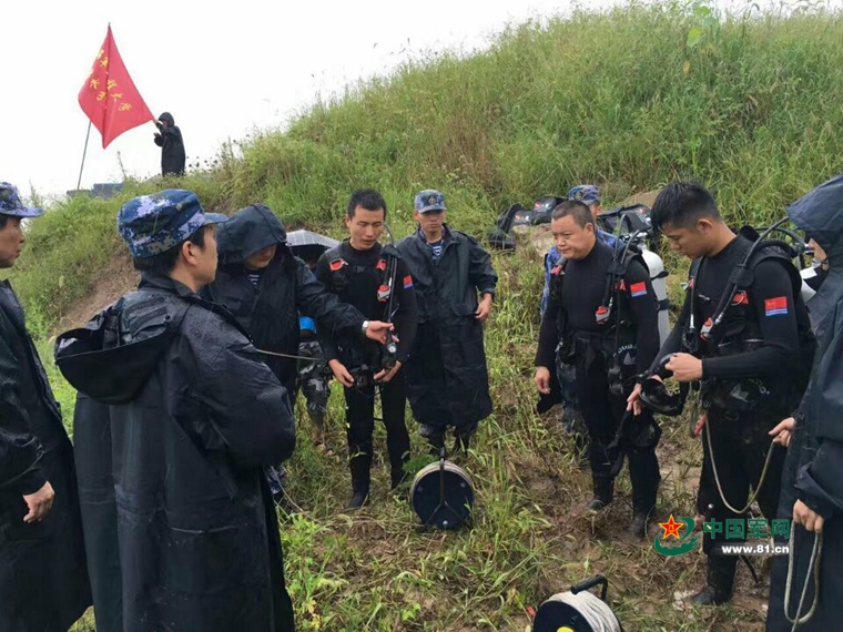 �������̴�ѧǱˮ�ֶ���̽����ӿ�� ������ ���� ��