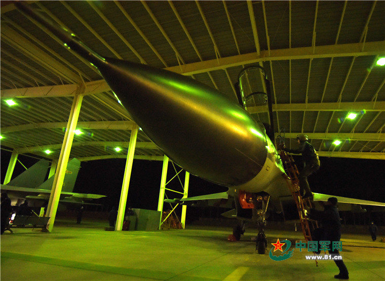 ����:����ս���վ����ձ���֯����ҹ�Կ�ѵ����8��