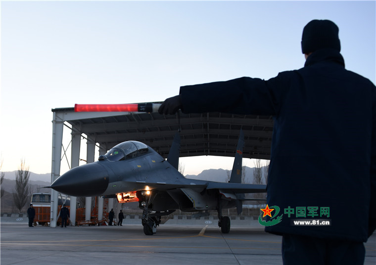 ����:����ս���վ����ձ���֯����ҹ�Կ�ѵ����13��