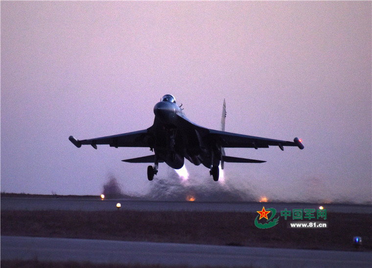 ����:����ս���վ����ձ���֯����ҹ�Կ�ѵ��