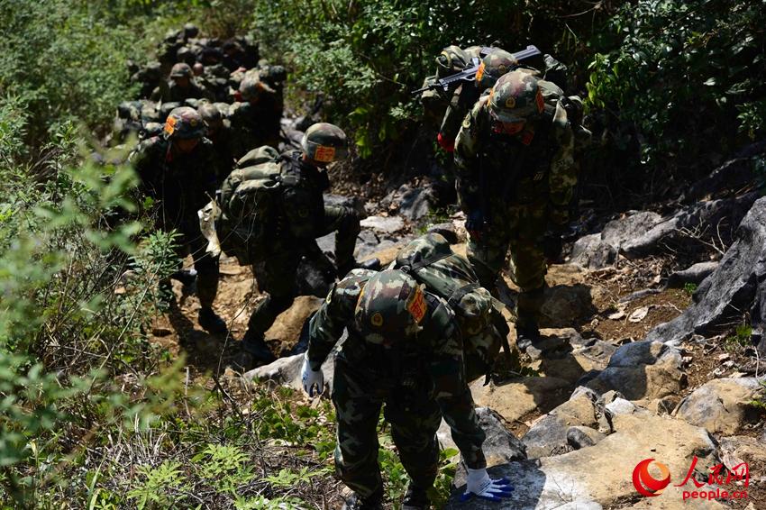 2016��11��20�գ��侯��սɽ���о���