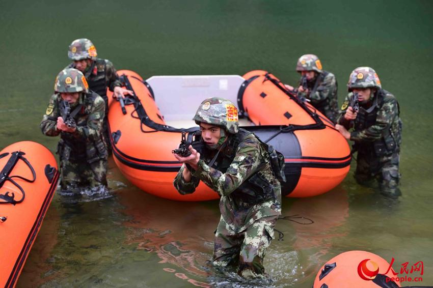 2016��11��30�գ��侯��ս��Աǳ̲��½������